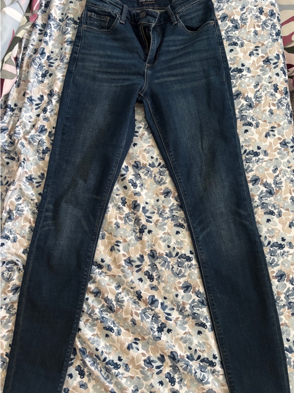 Lucky Brand Women’s Dark Wash Skinny Jeans